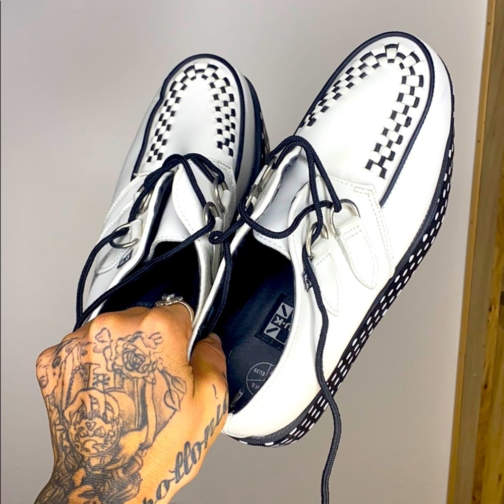 Platform shoes